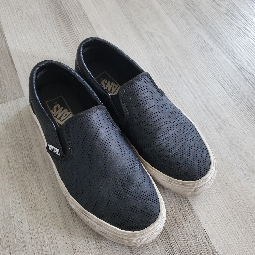 Vans WoMen's Black Slip-On Shoes